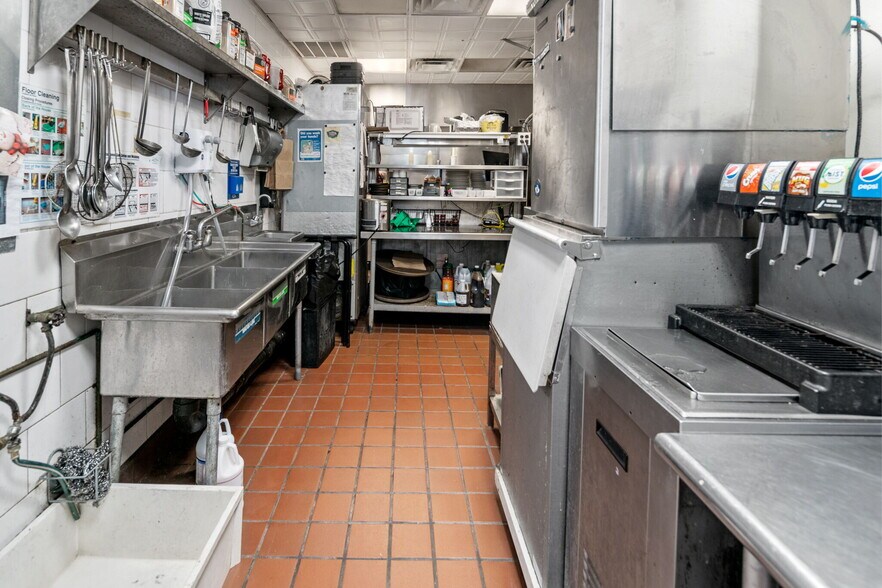 More Photos Of 688 E Bay Ave, Barnegat Restaurant For Sale