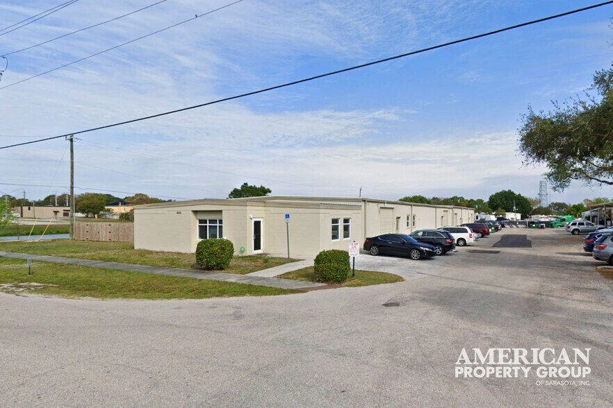 More Photos Of 6055 Porter Way, Sarasota Warehouse For Lease
