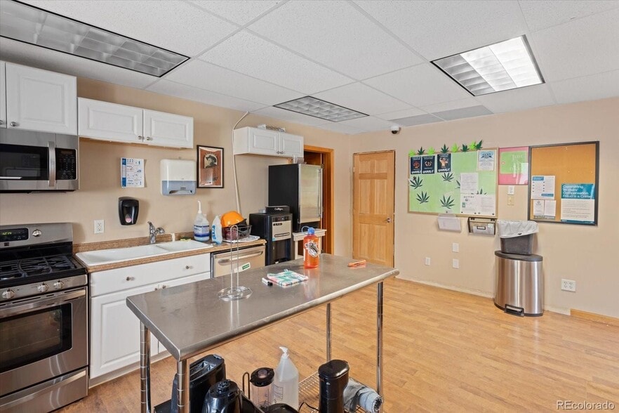 More Photos Of 7800 7706 7708 7710 County Rod 152, Salida Manufacturing For Sale