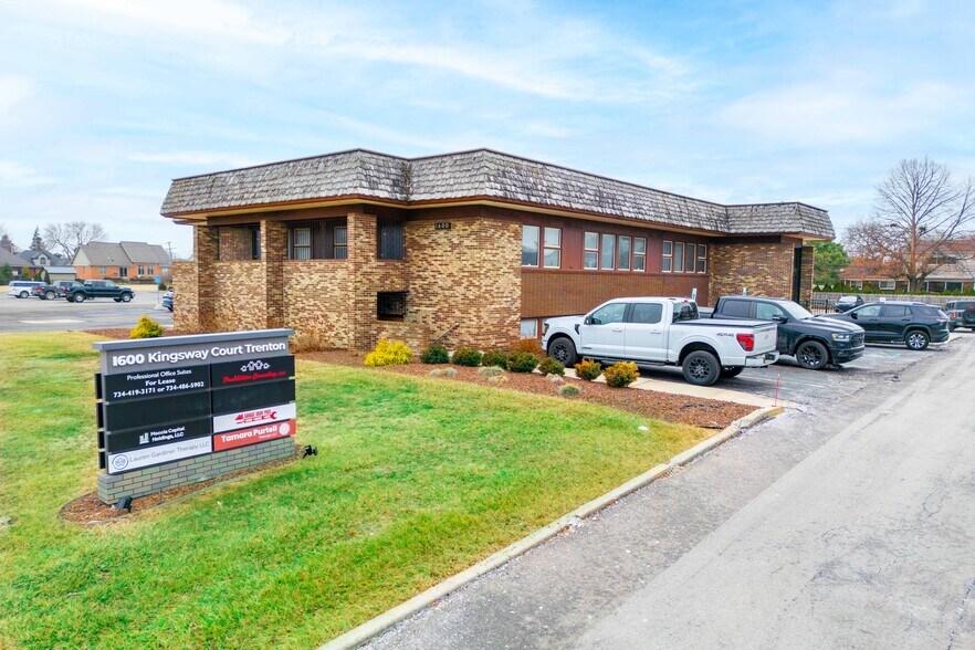 Primary Photo Of 1600 Kingsway Ct, Trenton Medical For Lease
