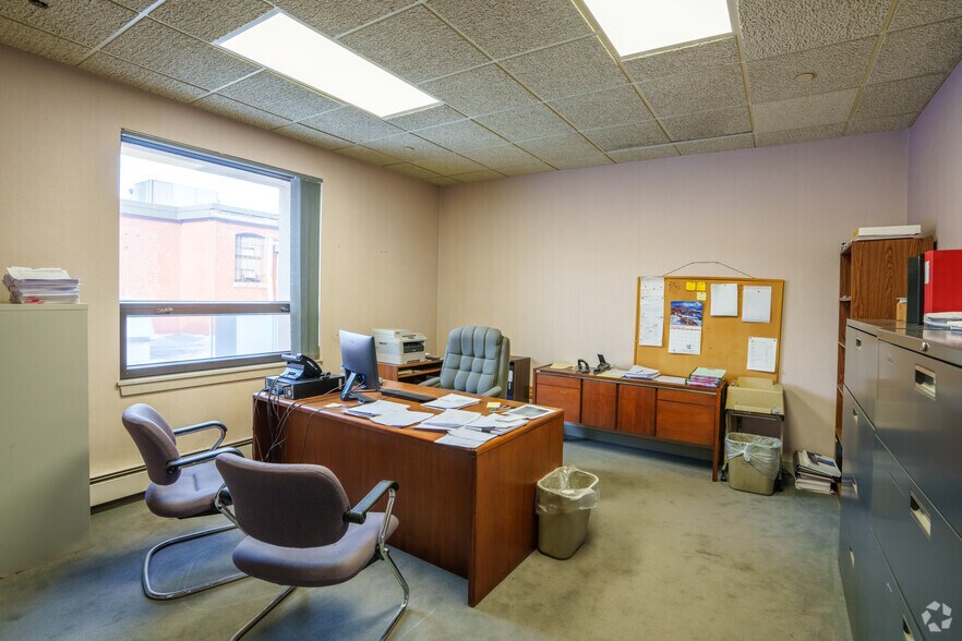 More Photos Of 60 Fremont St, Worcester Warehouse For Lease