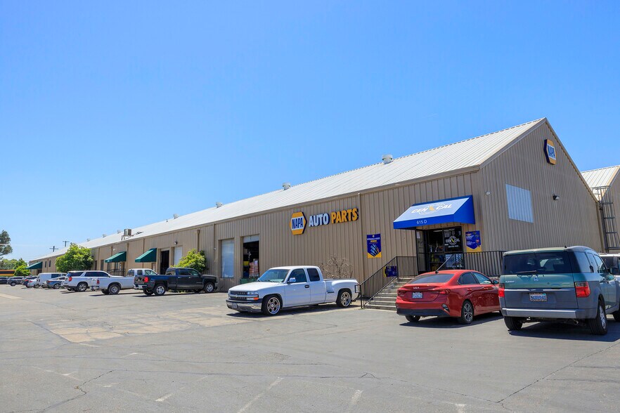 More Photos Of 615-621 Kansas Ave, Modesto Light Distribution For Sale