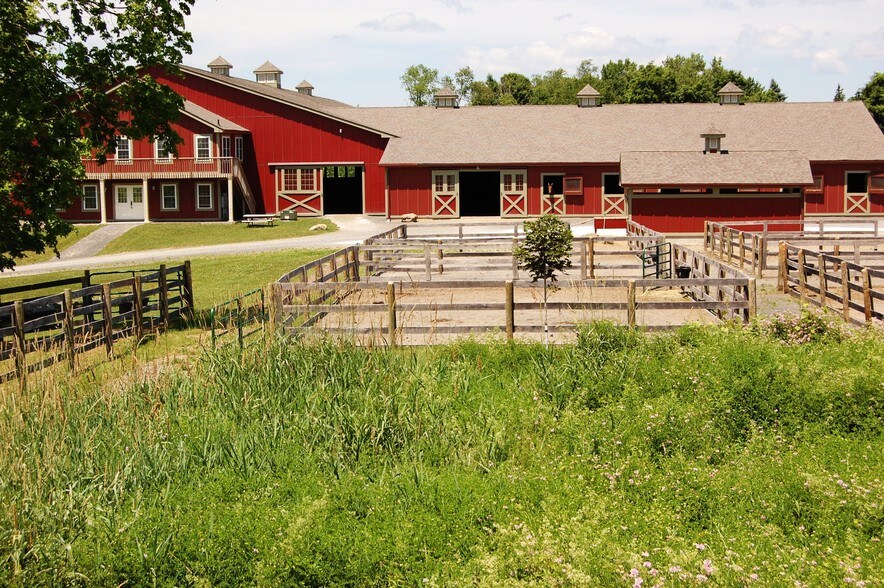 More Photos Of 199 Starr Ridge Rd, Brewster Village Horse Stables For Sale