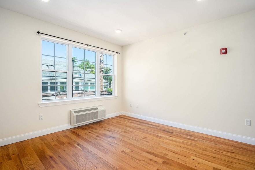 More Photos Of 1609-1611 Springfield Ave, Maplewood Apartments For Lease