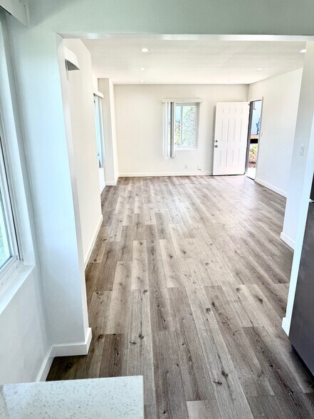 More Photos Of 1112 E Imperial Ave, El Segundo Apartments For Sale