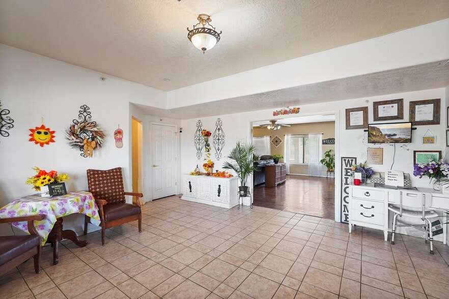 More Photos Of 3130 Vista Grande Dr NW, Albuquerque Assisted Living For Sale
