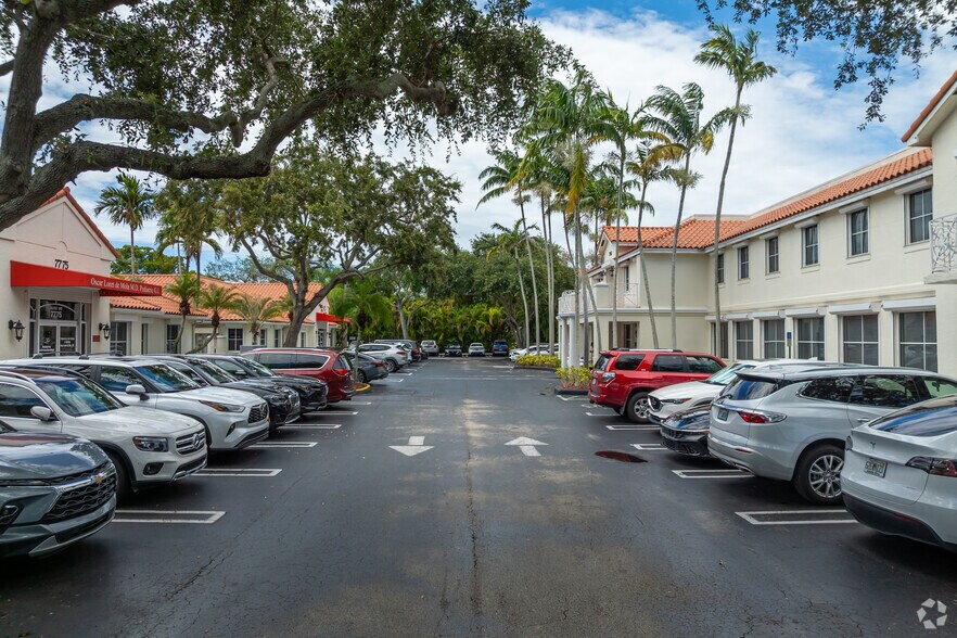 More Photos Of 7765 SW 87th Ave, Miami Medical For Lease