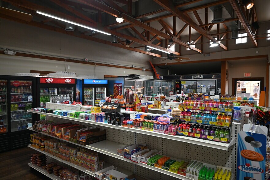 More Photos Of 121 S Berry St, Burkburnett Restaurant For Sale