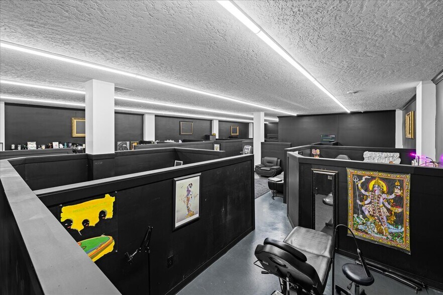 More Photos Of 6421-6517 W Ustick Rd, Boise Freestanding For Lease