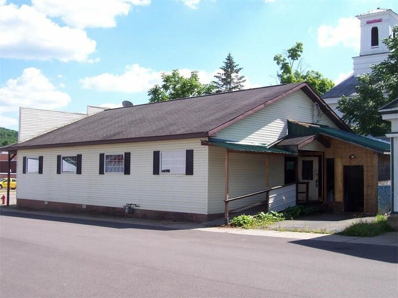 More Photos Of 29-31 W Main St, Friendship Restaurant For Sale