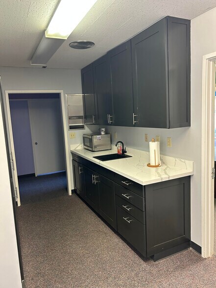 More Photos Of 217 N Mound St, Nacogdoches Office For Lease