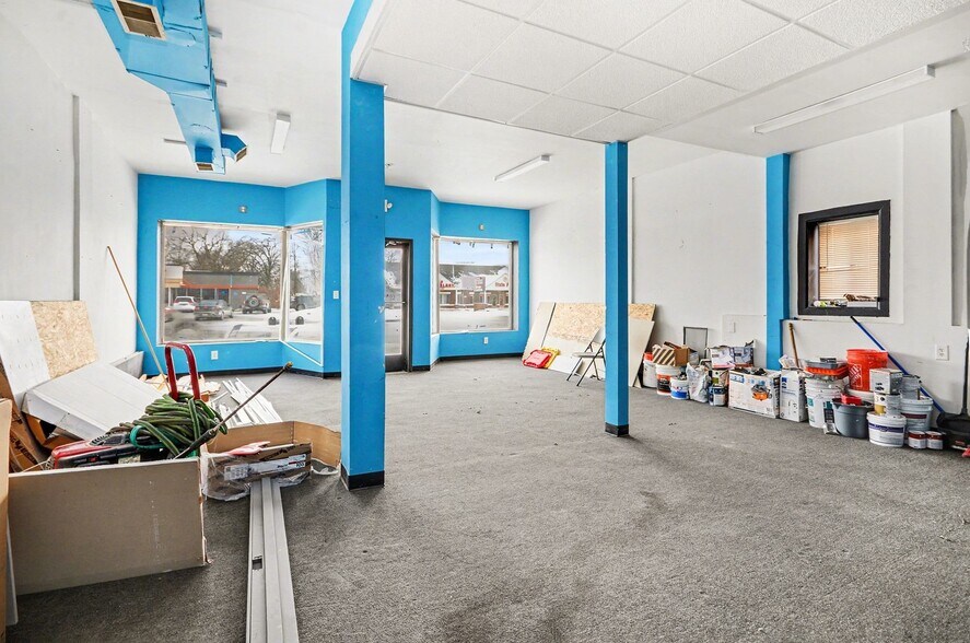 More Photos Of 1638 S Wayne Rd, Westland Storefront Retail Residential For Lease