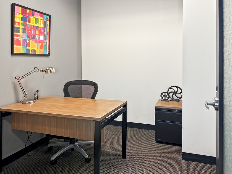 More Photos Of 2219 Rimland Dr, Bellingham Coworking Space