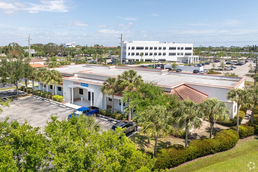 More Photos Of 8771 College Pky, Fort Myers Medical For Lease
