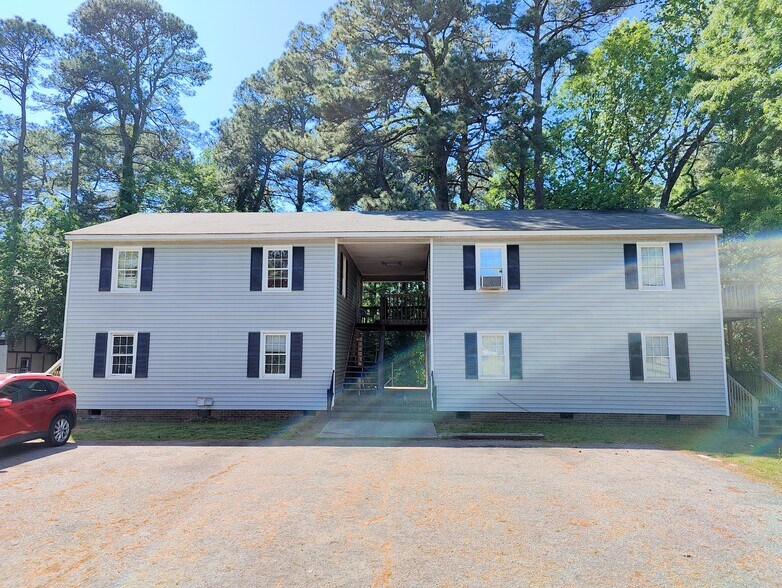 More Photos Of 1112 Clark St, Rocky Mount Multifamily For Sale