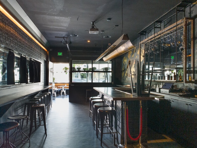 More Photos Of 747 N La Cienega Blvd, West Hollywood Restaurant For Lease