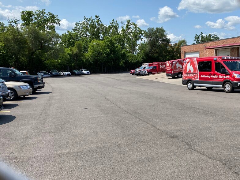 More Photos Of 1516 Nicholas Rd, Dayton Warehouse For Lease