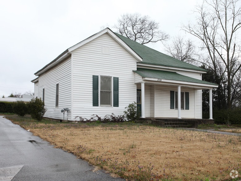 Primary Photo Of 309 Macon St, McDonough Office Residential For Lease