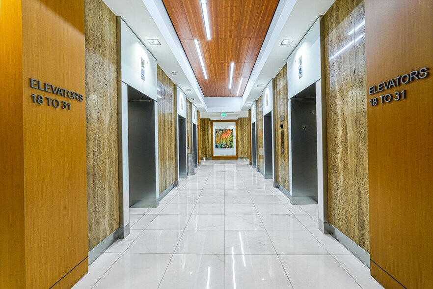 More Photos Of 1 SE 3rd Ave, Miami Office For Lease