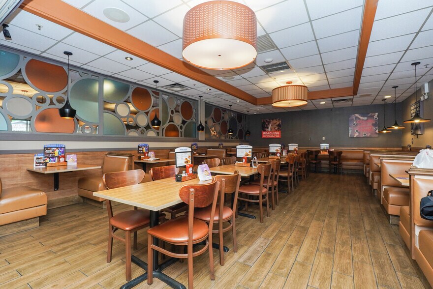 More Photos Of 933-939 Richmond Ave, Staten Island Freestanding For Sale