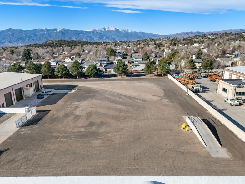 More Photos Of 2150 Victor Pl, Colorado Springs Distribution For Lease