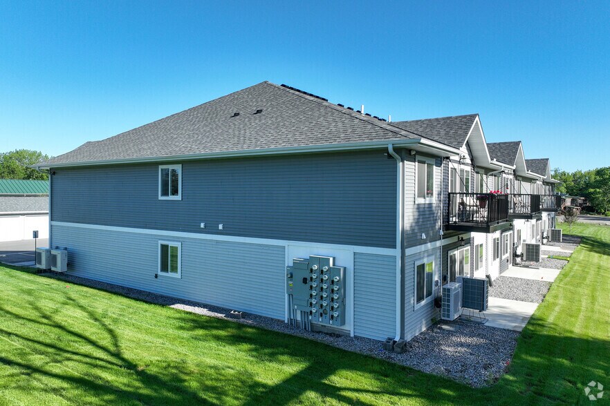 More Photos Of 2005 Frontage Rd N, Waite Park Apartments For Sale