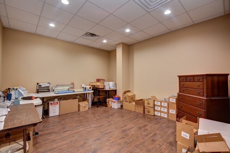 More Photos Of 24396 FM 2090 Rd, Splendora Light Distribution For Sale