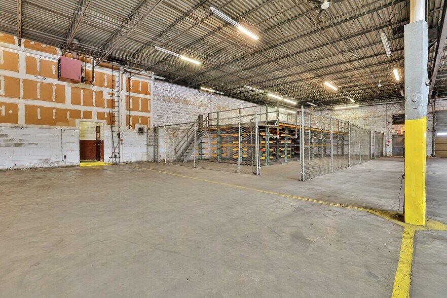 More Photos Of 50 Snake Hill Rd, West Nyack Warehouse For Lease