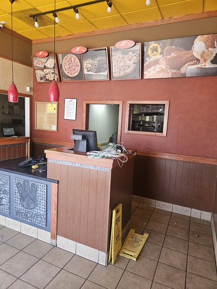 More Photos Of 20305 Anza Ave, Torrance Freestanding For Lease