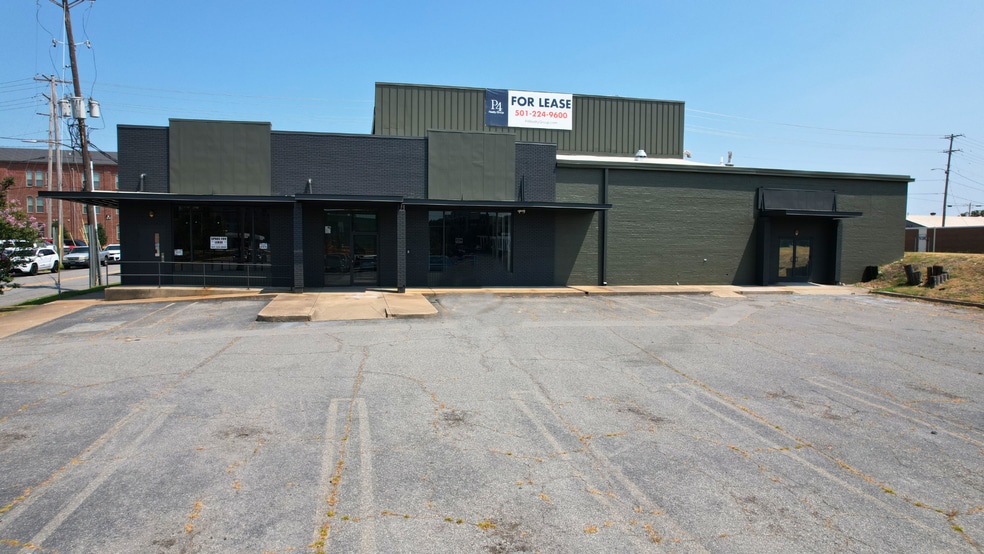 More Photos Of 201 E Broadway St, North Little Rock Freestanding For Lease