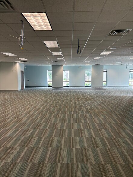 More Photos Of 730 Madison Ave, Fort Atkinson General Retail For Lease