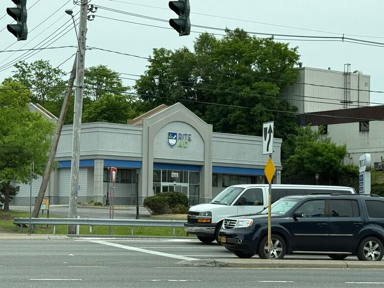 More Photos Of 3350 North Rd, Poughkeepsie Drugstore For Lease