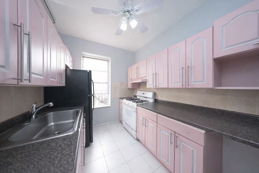 More Photos Of 7023 20th Ave, Brooklyn Apartments For Sale