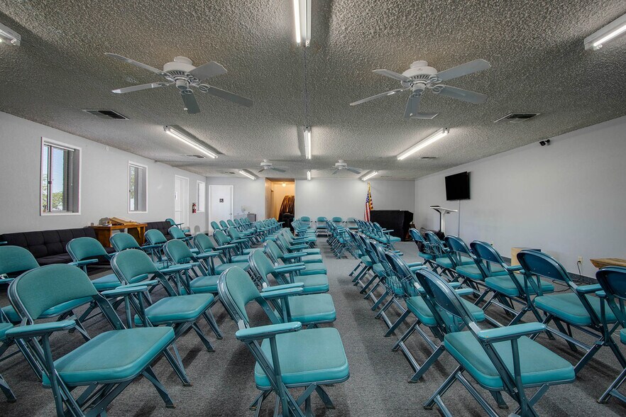 More Photos Of 50636 Golden Ray Rd, Johnson Valley Religious Facility For Sale