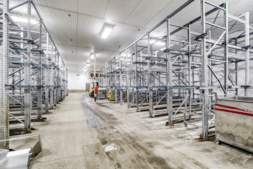More Photos Of 1120 W Foothill Blvd, Azusa Refrigeration Cold Storage For Lease