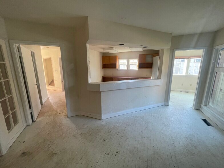 More Photos Of 2890 Concord Blvd, Concord Medical For Sale