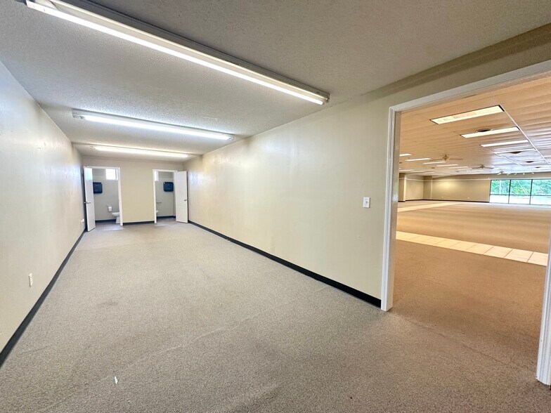 More Photos Of 435 S Main St, Swainsboro Freestanding For Sale