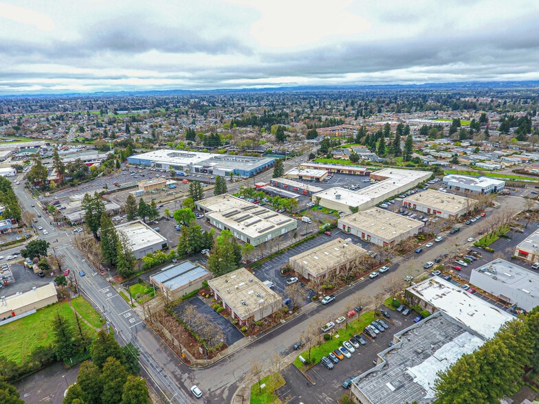 More Photos Of 1800 Empire Industrial Ct, Santa Rosa Flex For Sale