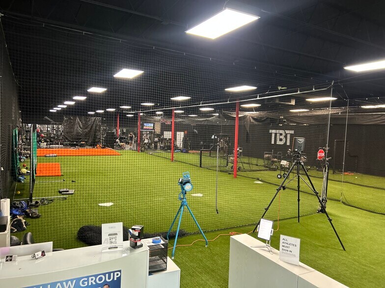 Primary Photo Of 1021-1051 N State Road 7, Margate Freestanding For Lease