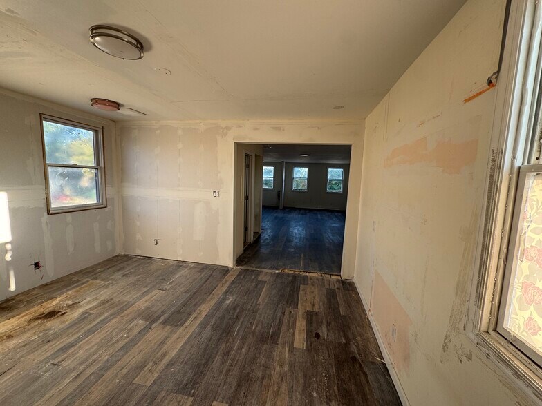 More Photos Of 149-07 14th Ave, Whitestone Storefront Retail Office For Lease