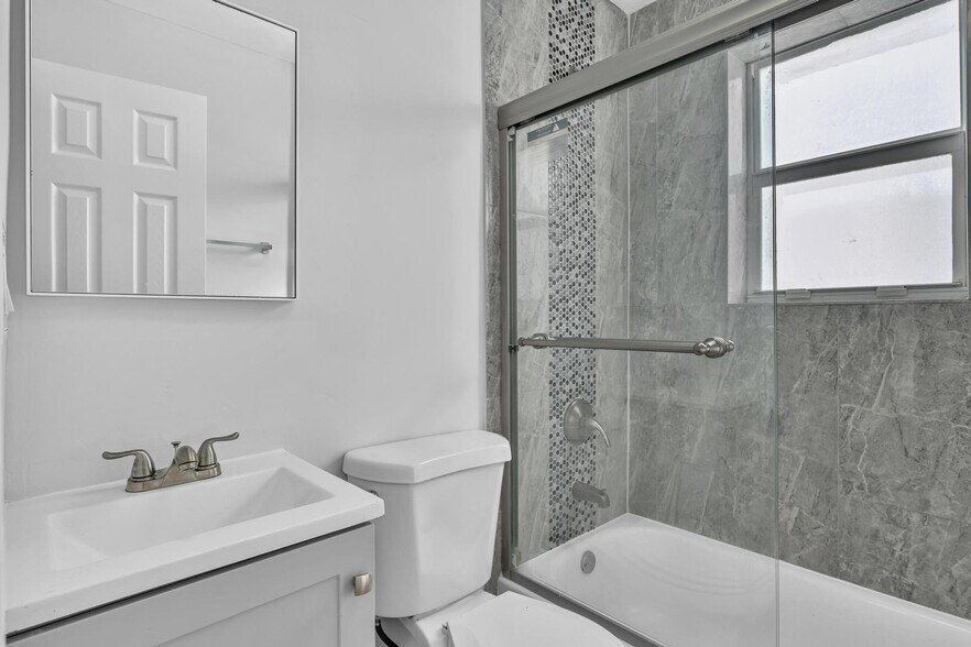 More Photos Of 1142 SW 4th St, Miami Apartments For Sale