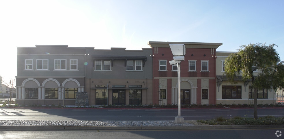 More Photos Of 30663 Union City Blvd, Union City Unknown For Lease