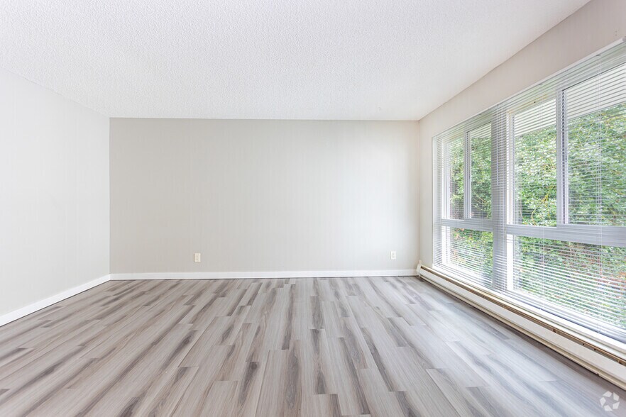 More Photos Of 51 Hayes Pl SW, Renton Apartments For Sale