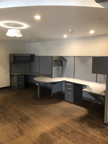 More Photos Of 21 George St, Charleston Apartments For Lease