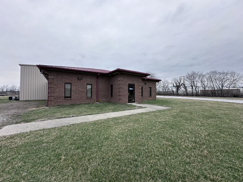 Primary Photo Of 149 Techway rd, Cynthiana Warehouse For Sale