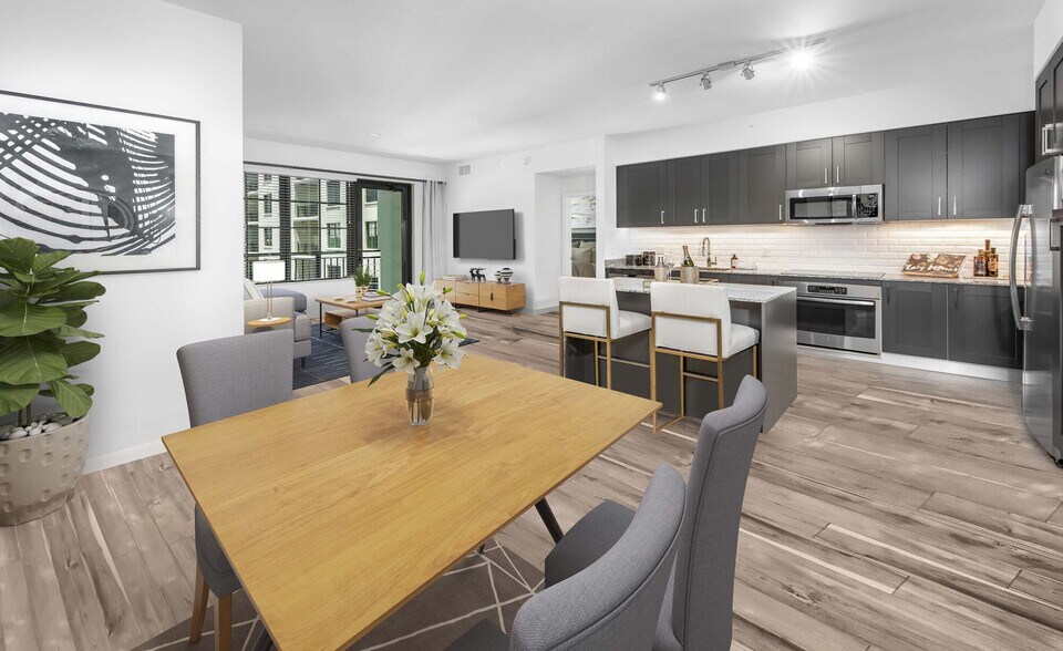 More Photos Of 855 Central Ave, Saint Petersburg Apartments For Lease