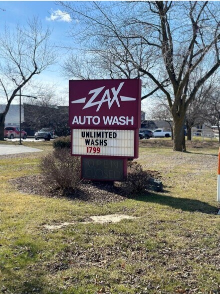 More Photos Of 660 E Michigan Ave, Saline Carwash For Sale