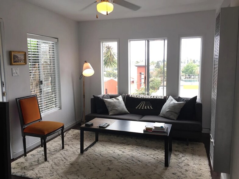 More Photos Of 834 Laguna Ave, Los Angeles Multifamily For Sale