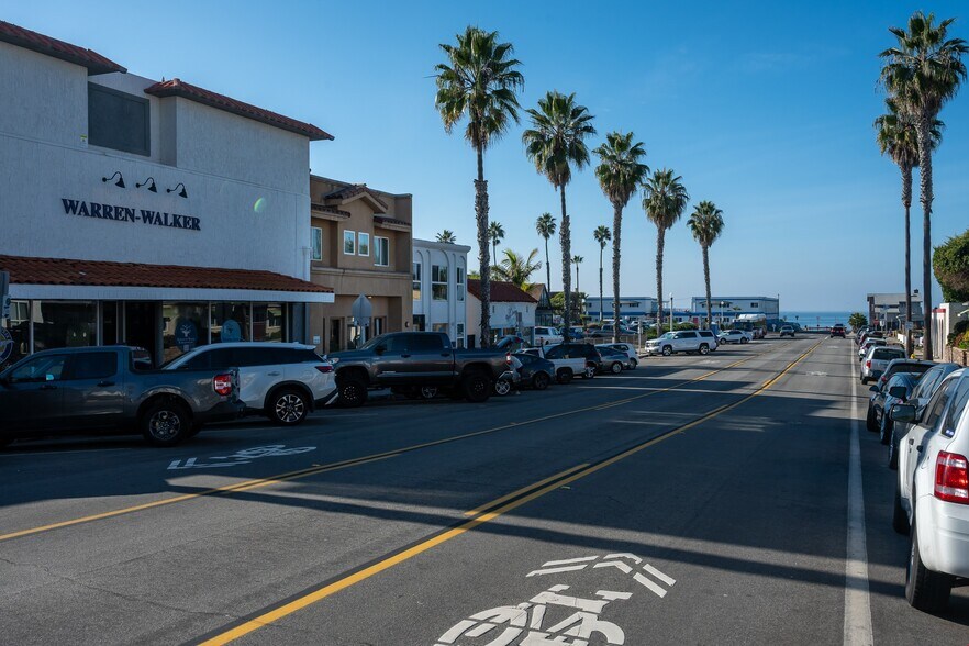 More Photos Of 4741 Point Loma Ave, San Diego Storefront Retail Residential For Sale
