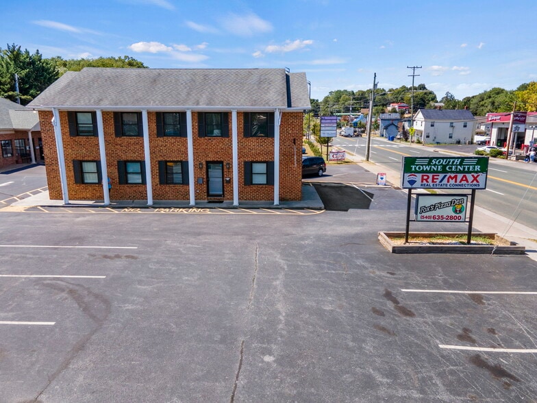 More Photos Of 239 South St, Front Royal Freestanding For Sale